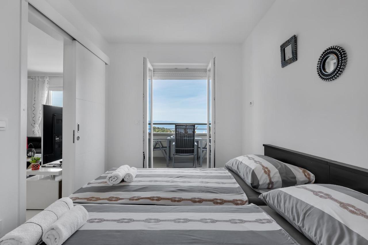 Navis, Sea View * Makarska